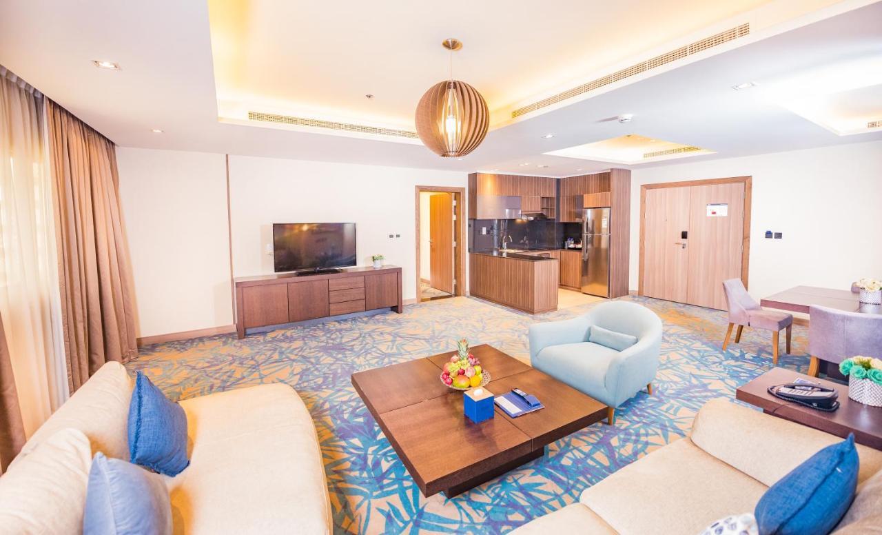 Mena Plaza Hotel Albarsha At The Mall Dubai Exteriör bild