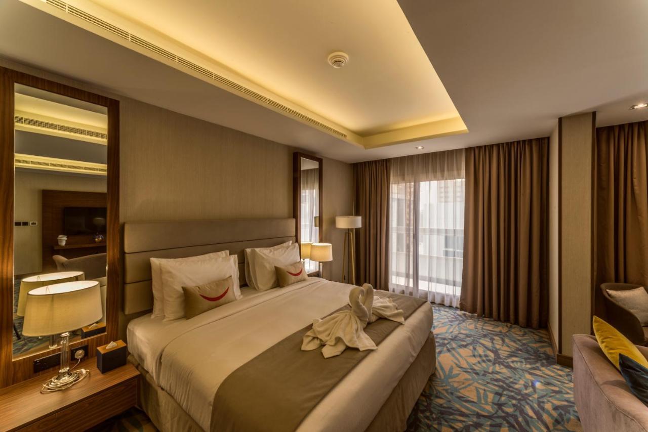 Mena Plaza Hotel Albarsha At The Mall Dubai Exteriör bild