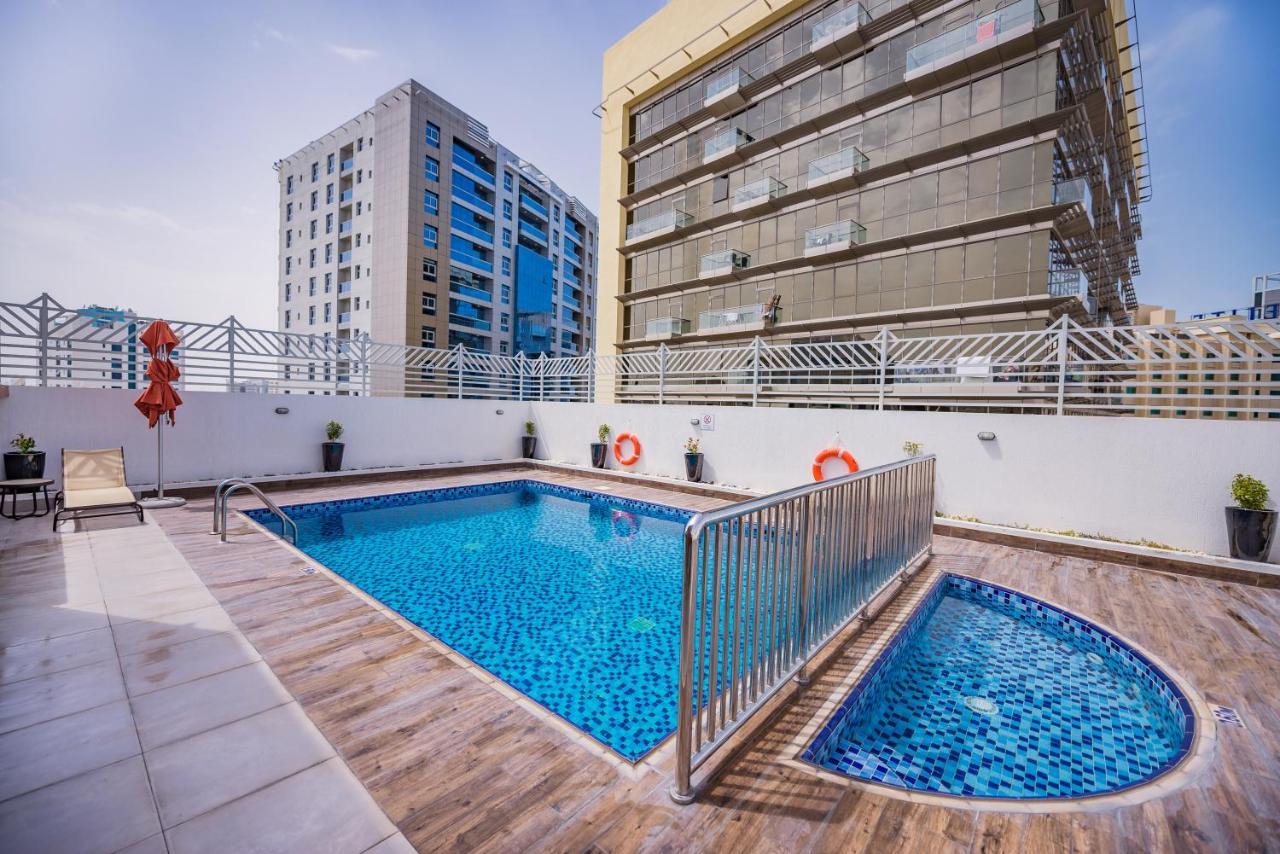 Mena Plaza Hotel Albarsha At The Mall Dubai Exteriör bild